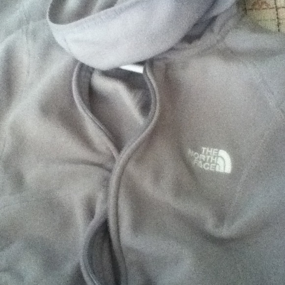 Bundle Northface zip up , 💙