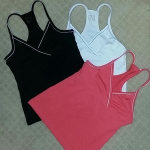 Workout tank tops set