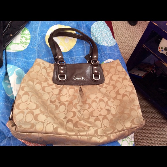 Coach purse
