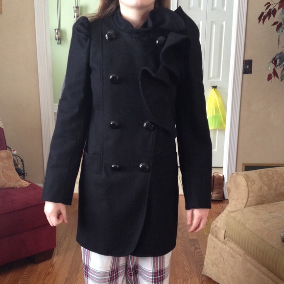 ✨$300 OFF✨ French Connection Ruffle Peacoat