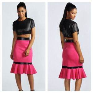 Pink and black skirt, size 4