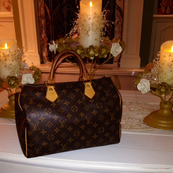 SOLD-Authentic Louis Vuitton Speedy 30