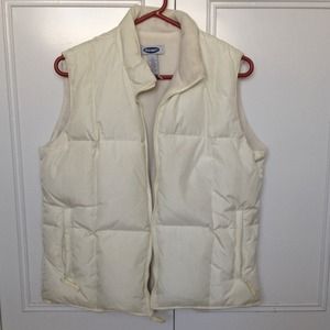 Old Navy winter white puffer vest