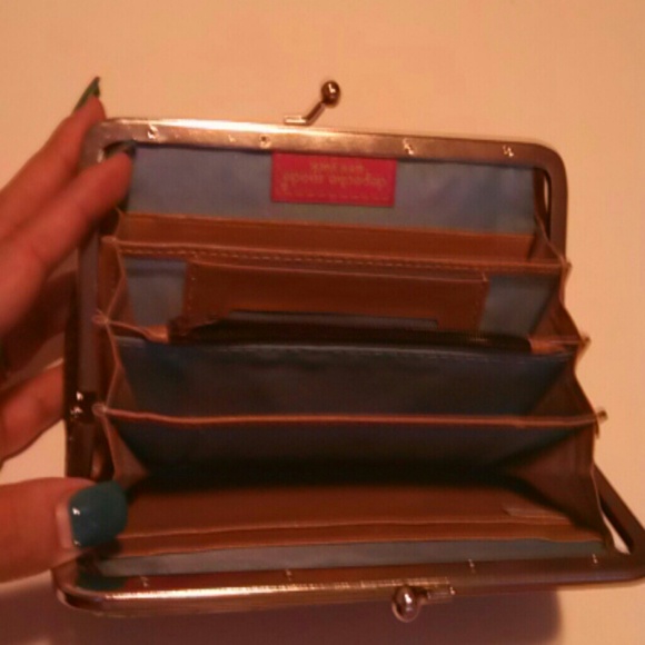 Two clutch/wallets - Picture 2 of 4