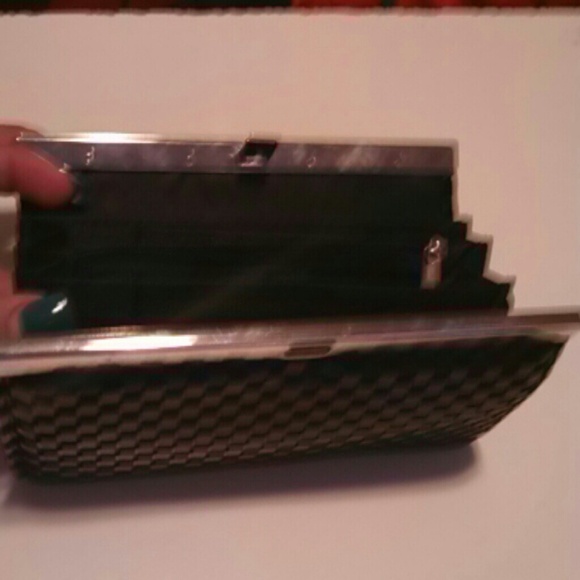 Two clutch/wallets - Picture 3 of 4
