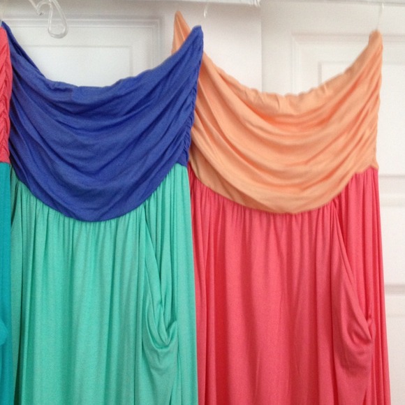 New! Color Block Maxi Tube Dresses with Pockets - Picture 4 of 4