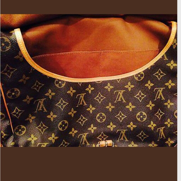 Additional pics of LV Saumur 35