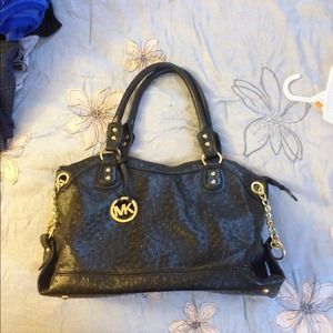 Inspired bag and sweater bundled