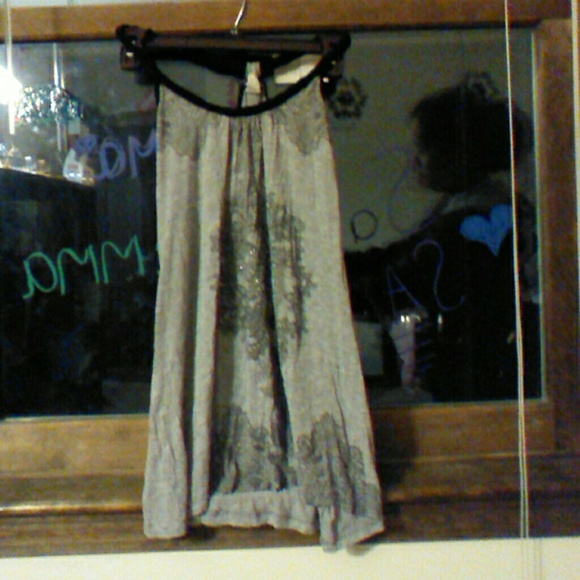 Gray tank