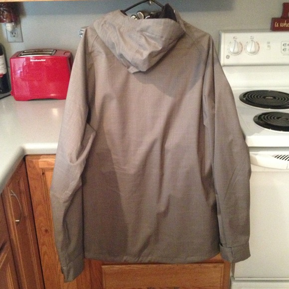 Thirtytwo Snowboard jacket! - Picture 2 of 3