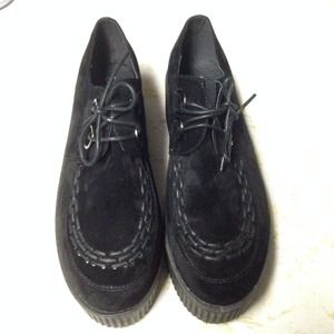 New in Box black suede flatform "creepers" size 10