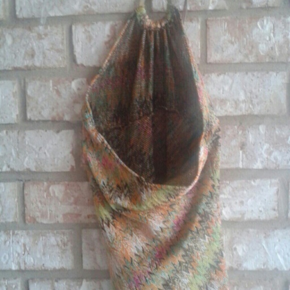 HALTER TOP - Picture 3 of 4