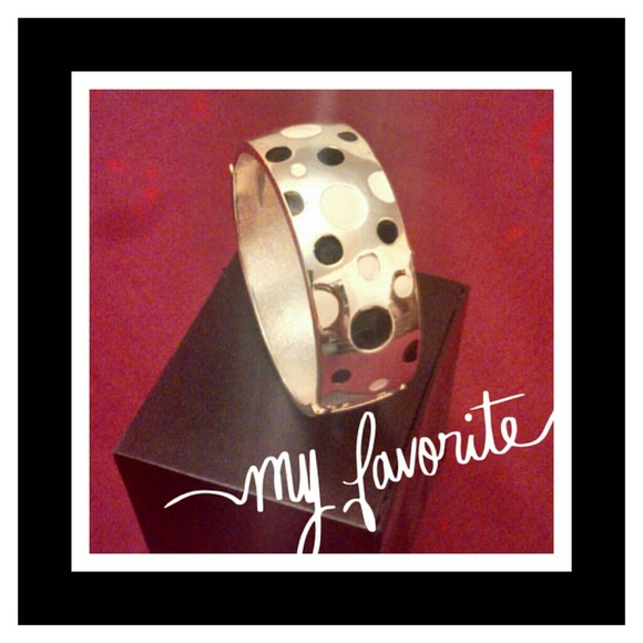 Cuff bracelet pale gold tone