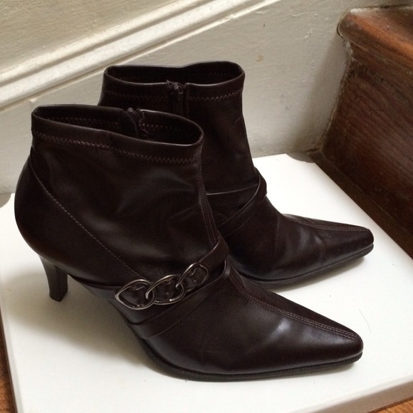 Franco Sarto pointed toe bottied with chain detail