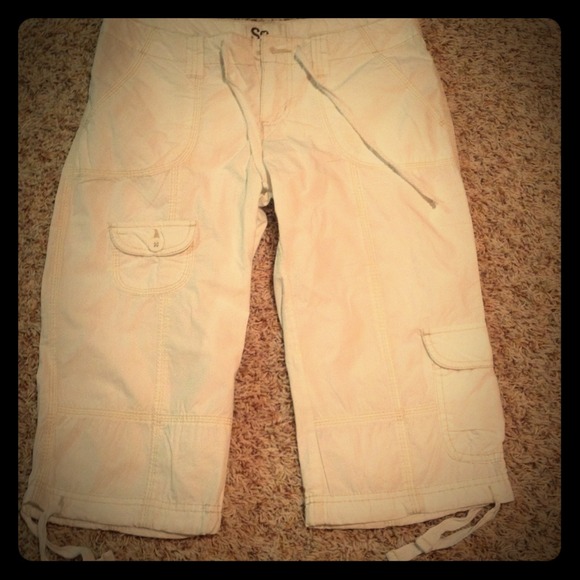 Cargo Capris