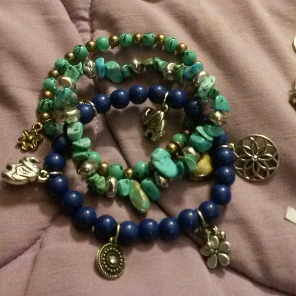 Bracelets - Picture 3 of 4