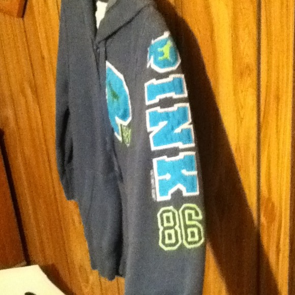 SOLD!!!VS Pink jacket - Picture 2 of 4