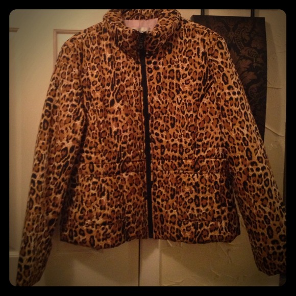 Leopard Coat - Picture 1 of 1