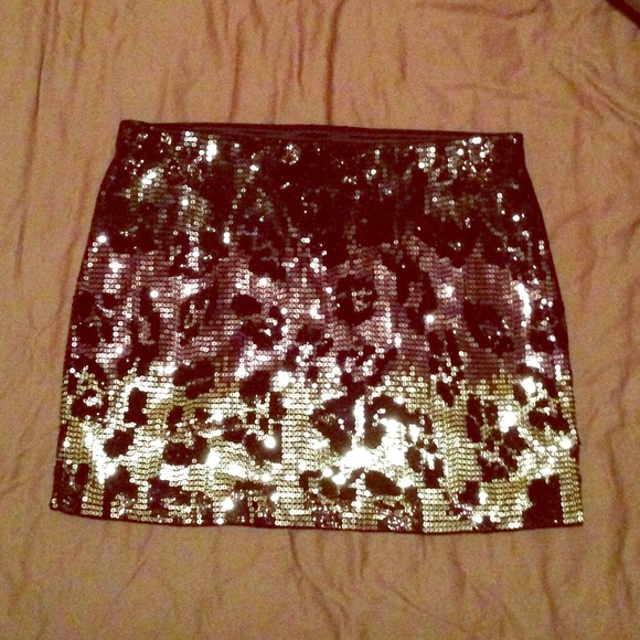Mini Skirt, Sequin- small Express NWT