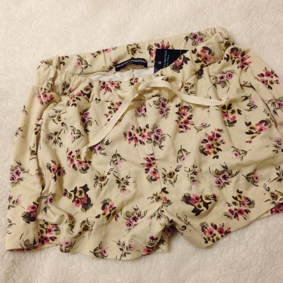 🌻SOLD🌻Brandy Melville Shorts