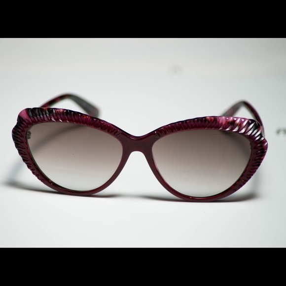 ?Alexander McQueen Red/Pnk Havana Cat Eye Sunnies main image 4