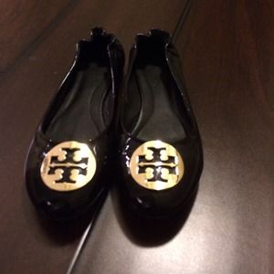Tory burch Patent black reva flats 100% authentic