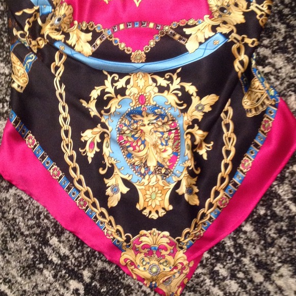 Cache' silk tank - Picture 3 of 3