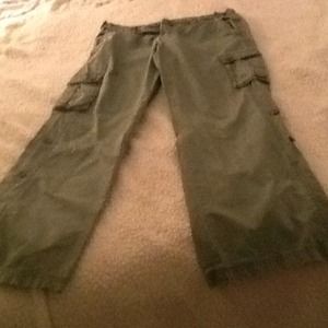 Olive old navy cargo pants/capris
