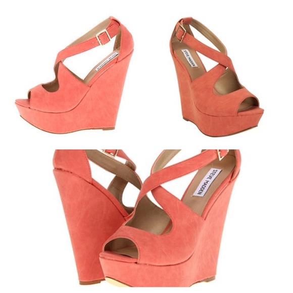 🎉$16 ONLY TODAY🎉STEVE MADDEN CORAL WEDGE SANDAL