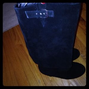 Steve. Madden suede boots. Gorgeous