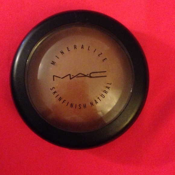 Mac Mineralized Skin Finish Natural