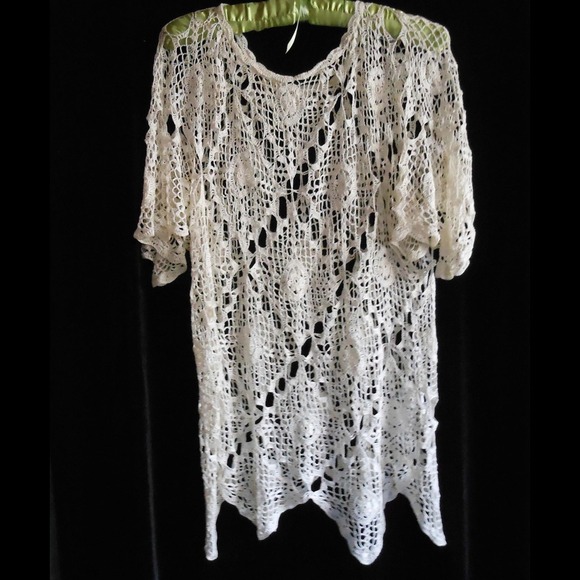 2 PIECE LACEY TOP & VEST - Picture 2 of 3