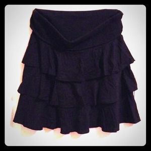 Express- Ruffled/layered skirt- Small