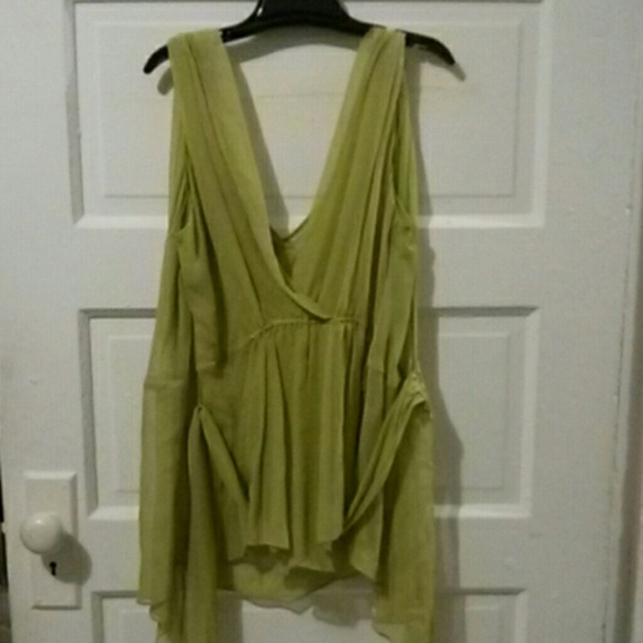 Blouse - Picture 2 of 3