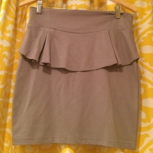Grey peplum skirt
