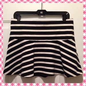 EXPRESS Black & White Striped Mini Skirt