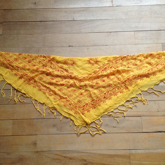 Yellow and orange Scarf - Picture 4 of 4