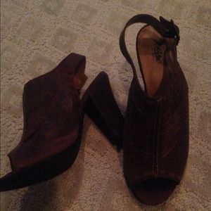 Brown leather wedge shoes size 9