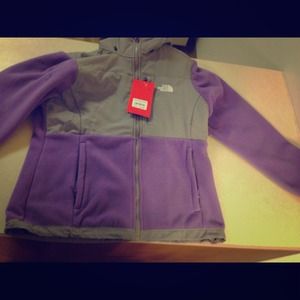 Brand new with tags grey and purple northface XL