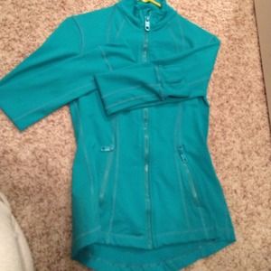 Teal Kirkland Running Underarmor Jacket. Size S.
