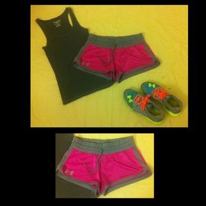 UNDER ARMOUR SHORTS