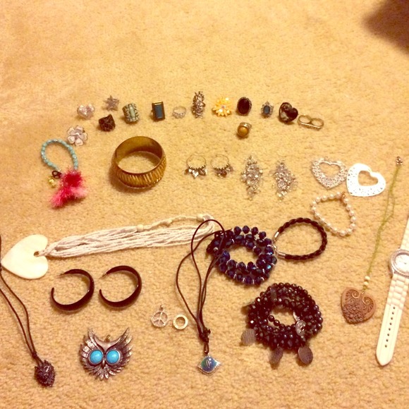 🚫 SOLD ON VINTED 🚫 Jewelry Bundle!