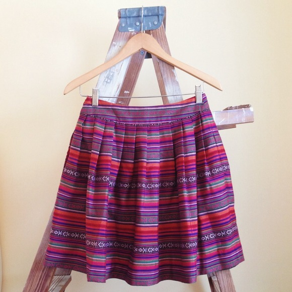 Dresses & Skirts - Colorful tribal print skirt