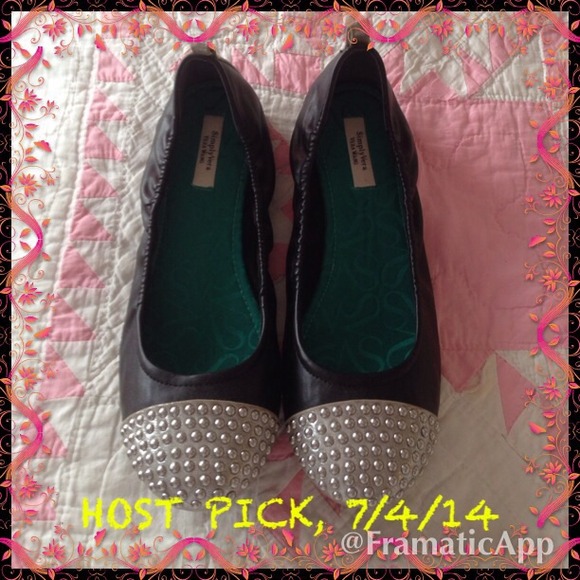 Simply Vera Wang Shoes - ☀️PRICE DROP  Vera Wang Ballet Flats, Size 10
