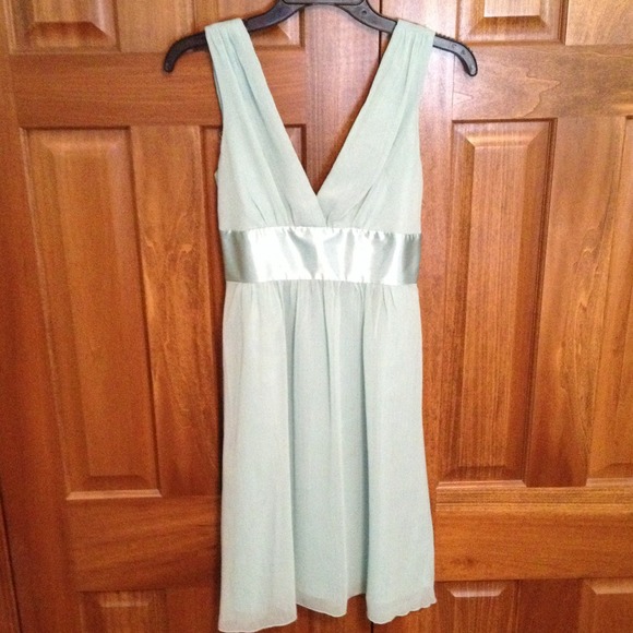 Forever 21 Dresses & Skirts - Elegant dress from Forever 21