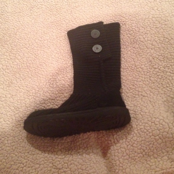 Brand new knit uggs!