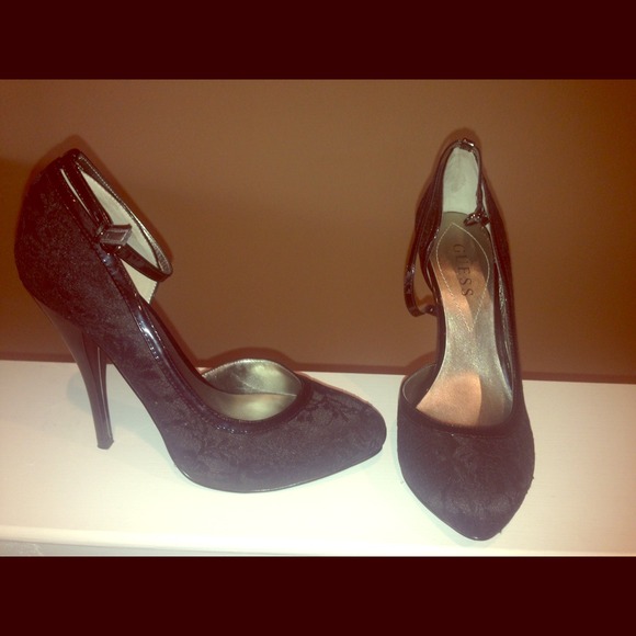 Guess black lace heels - Picture 1 of 2