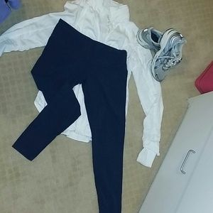 Lululemon pants in dark blue