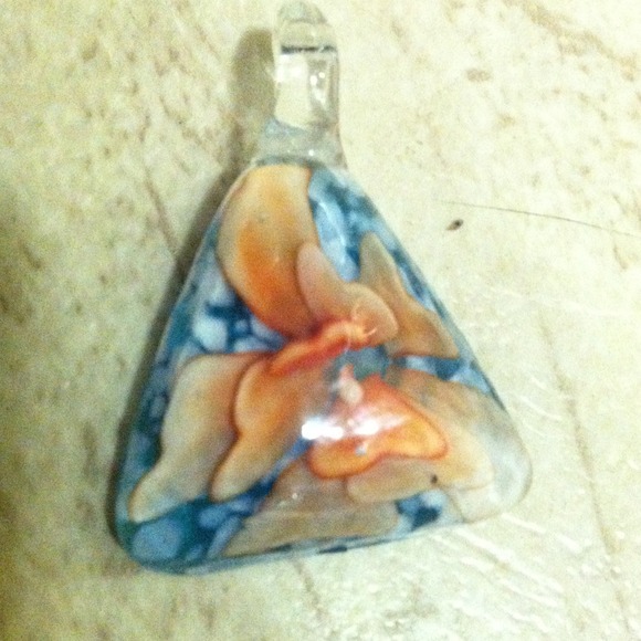 ----SOLD----Lampwork Glass Pendant NWOT - Picture 2 of 4