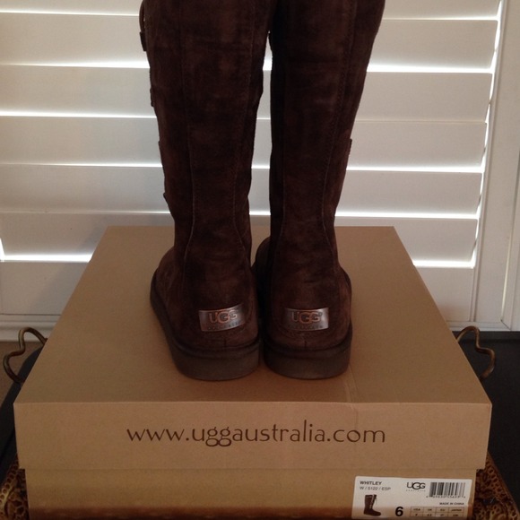 Brand new UGG Whitley chocolate brown boots size 6 - Picture 3 of 4